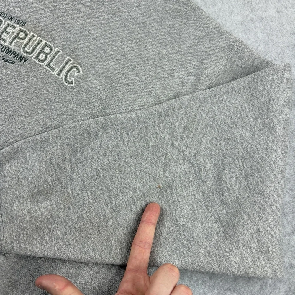 Vtg‎ Banana Republic Sweatshirt Mens Large Gray Embroidered Distressed 90s USA